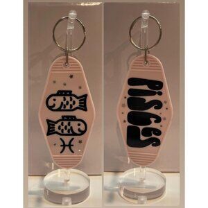 PISCES Zodiac Stars Retro Motel Lilac Black Keychain
